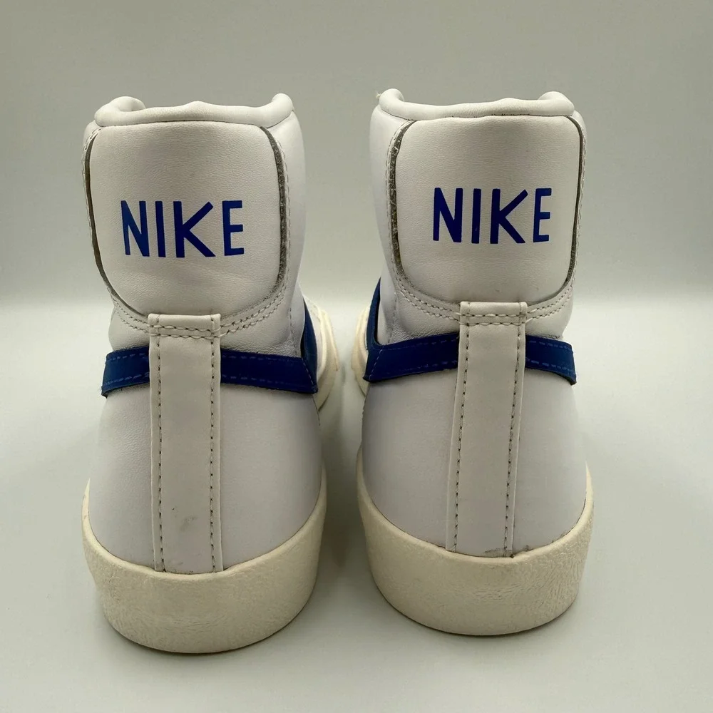 Nike Blazer Mid 77 Vintage Womens Size 7 Sneakers White Blue BQ6806-103